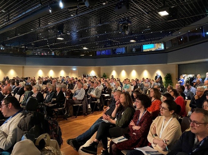Congrès fédéral 2024 à Angers sur le thème : « Communiquer est un droit fondamental ! Développons ensemble la communication alternative améliorée. »